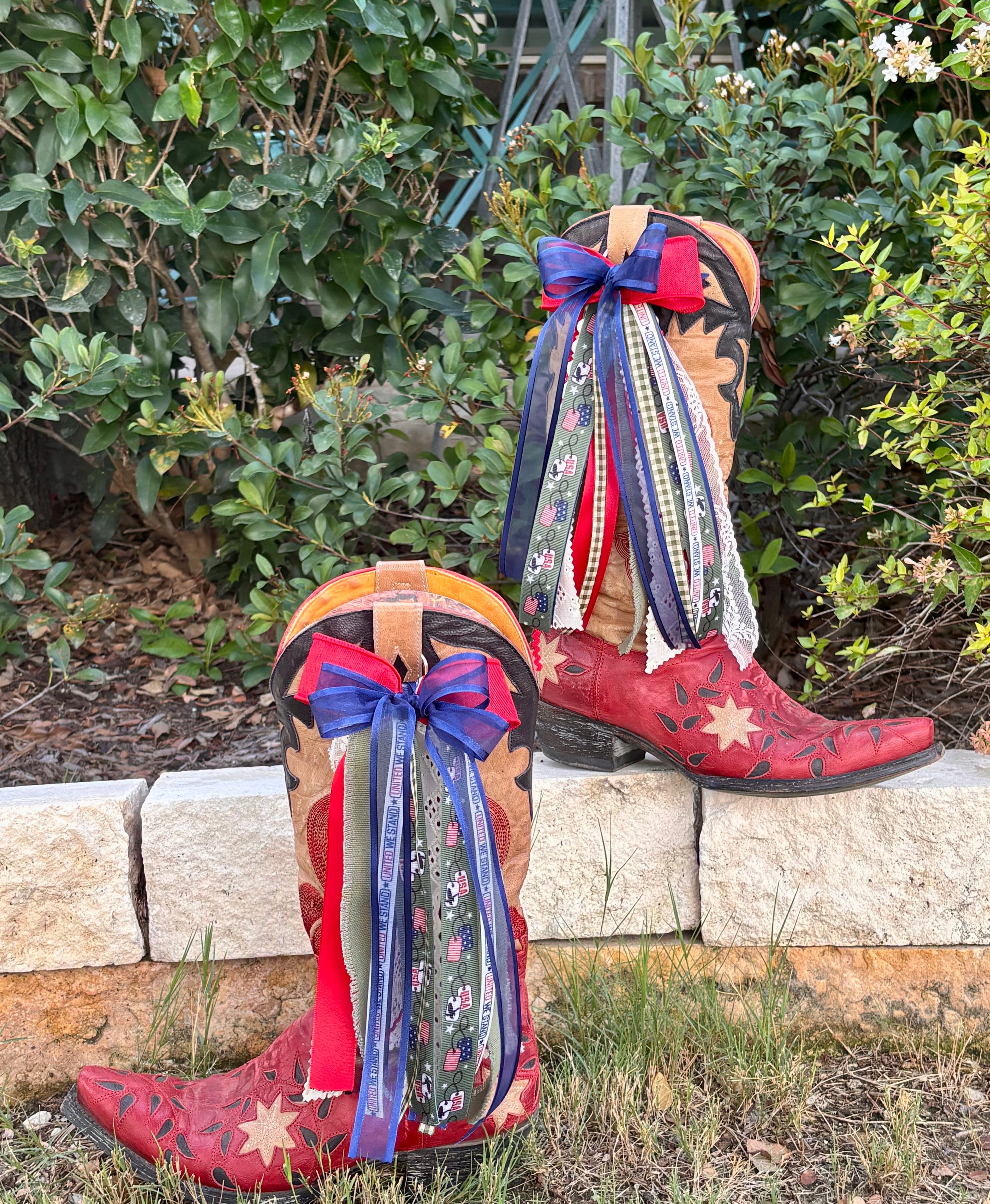 United We Stand Boot Bows