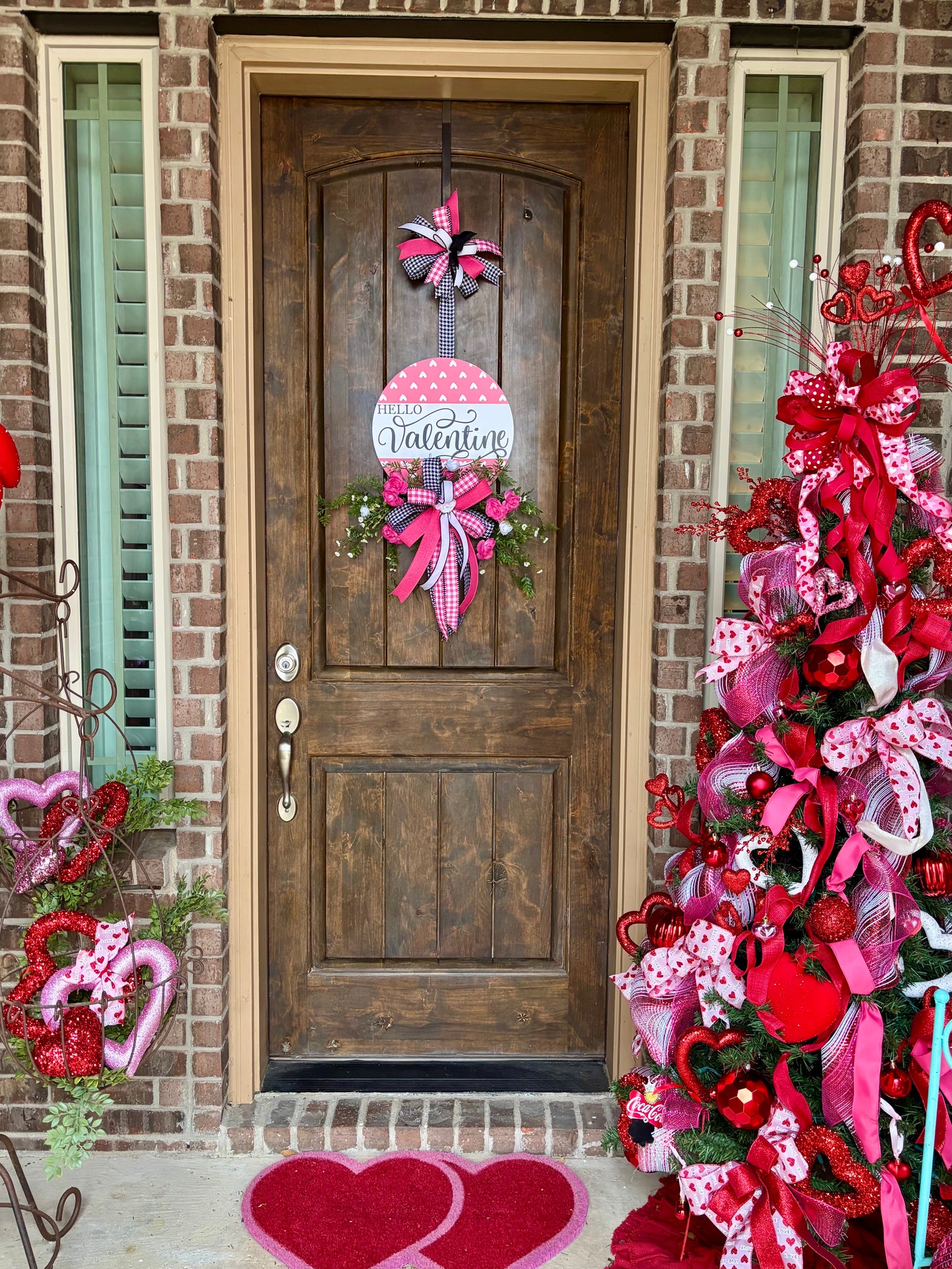 Hello Valentine Door Hanger