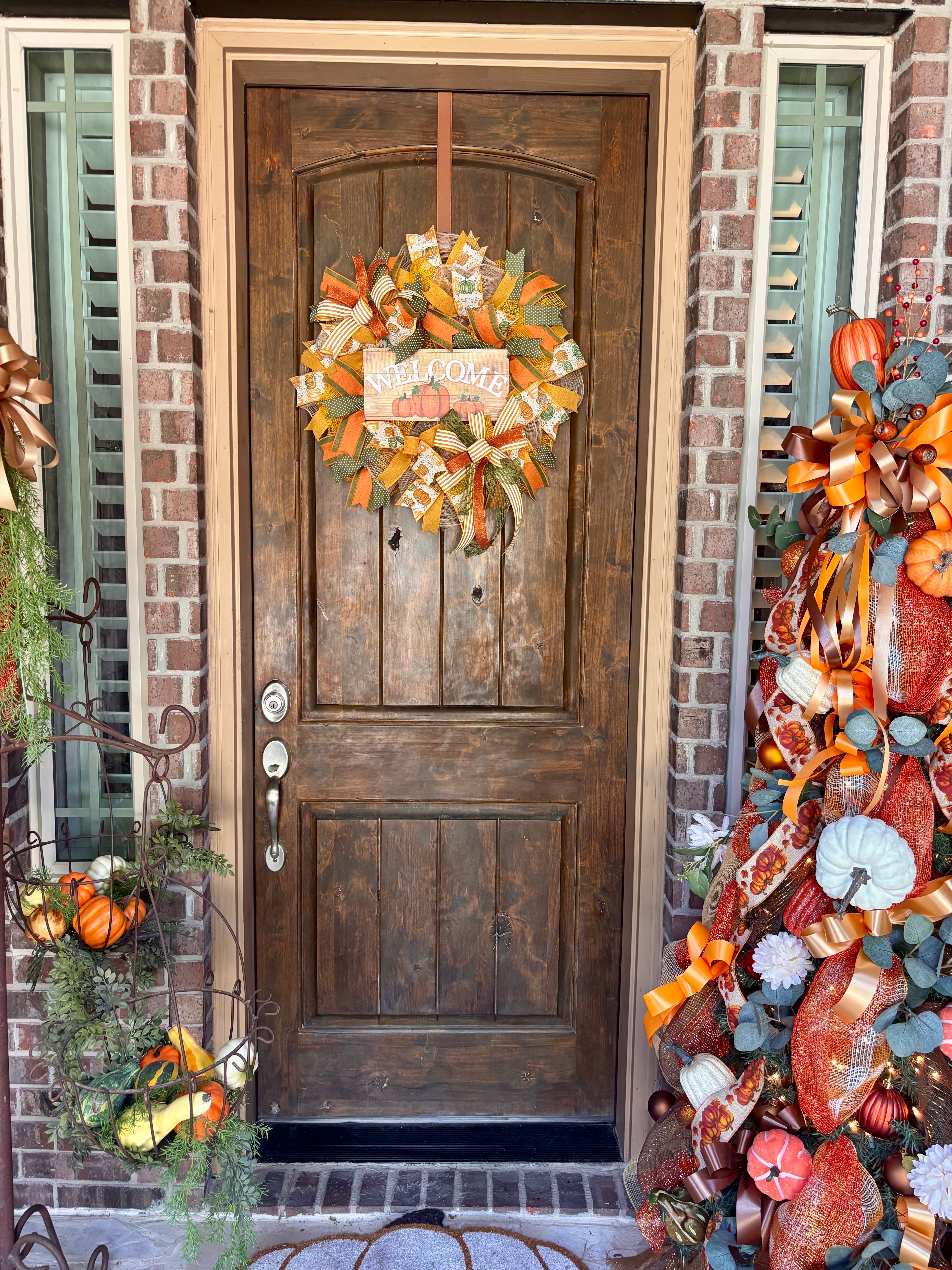 Welcome Pretty Pumpkin Wreath