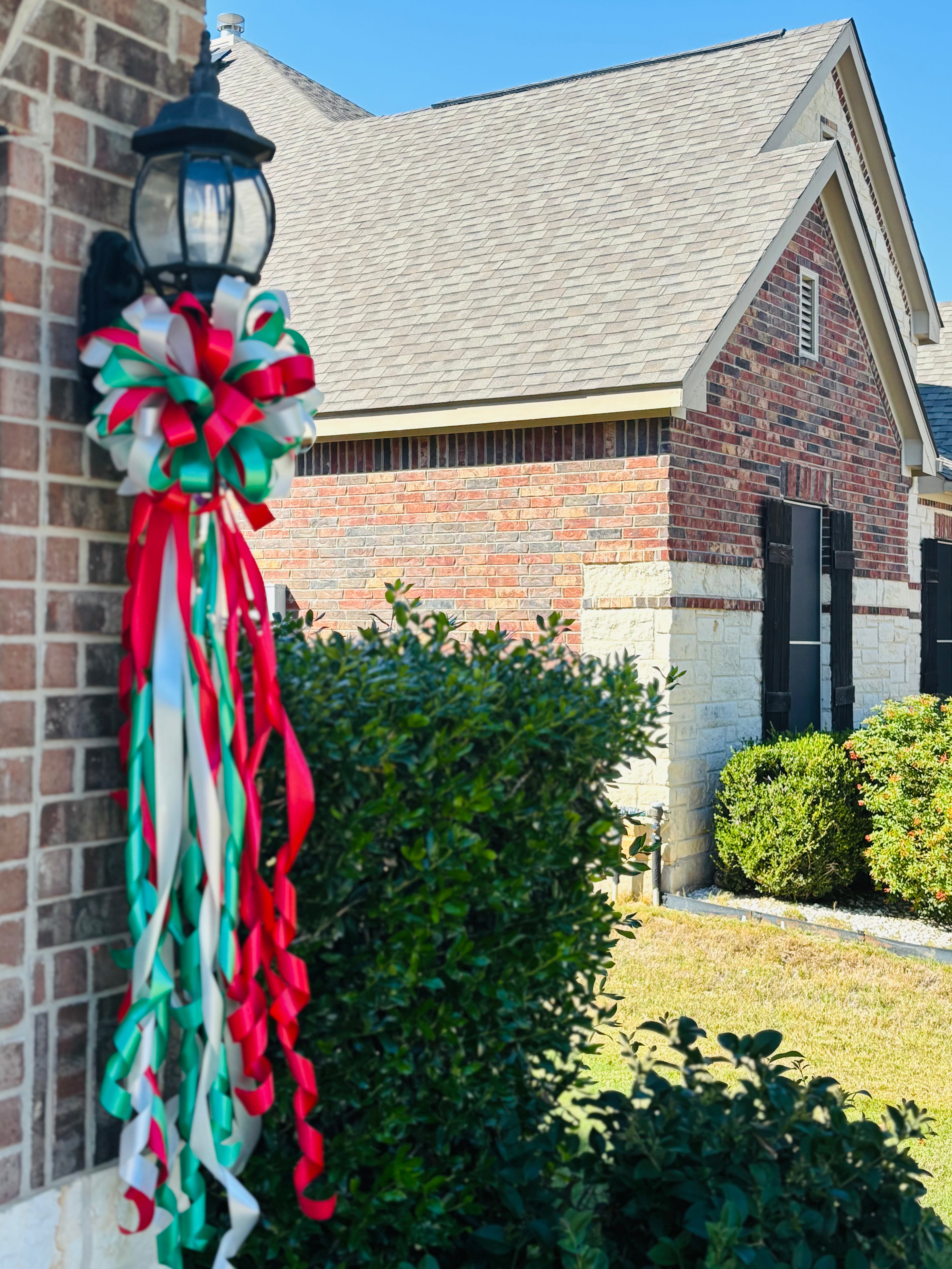 Go Big or GO HOME Christmas Bows with Streamers