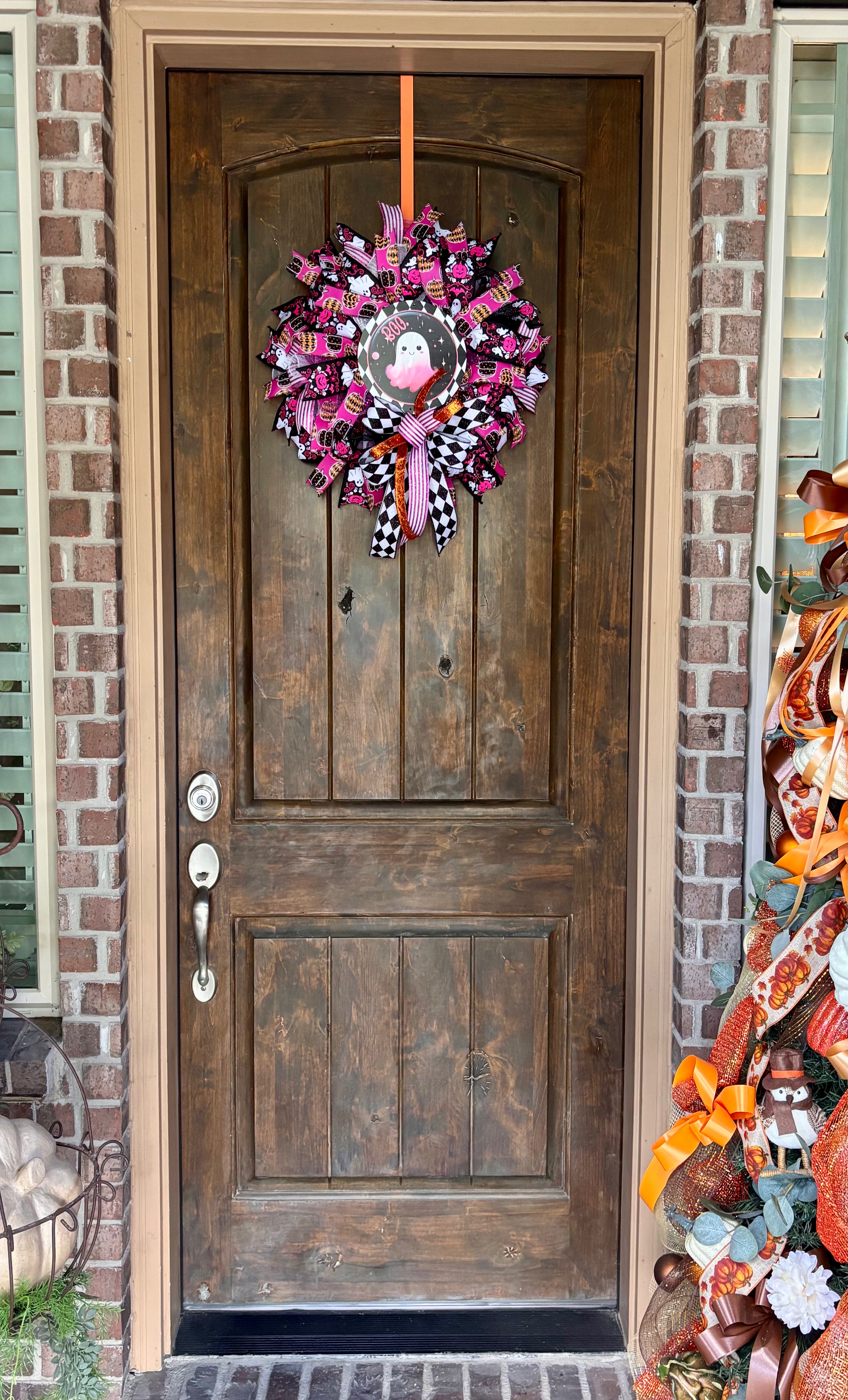 Pretty in Pink Boo Wreath