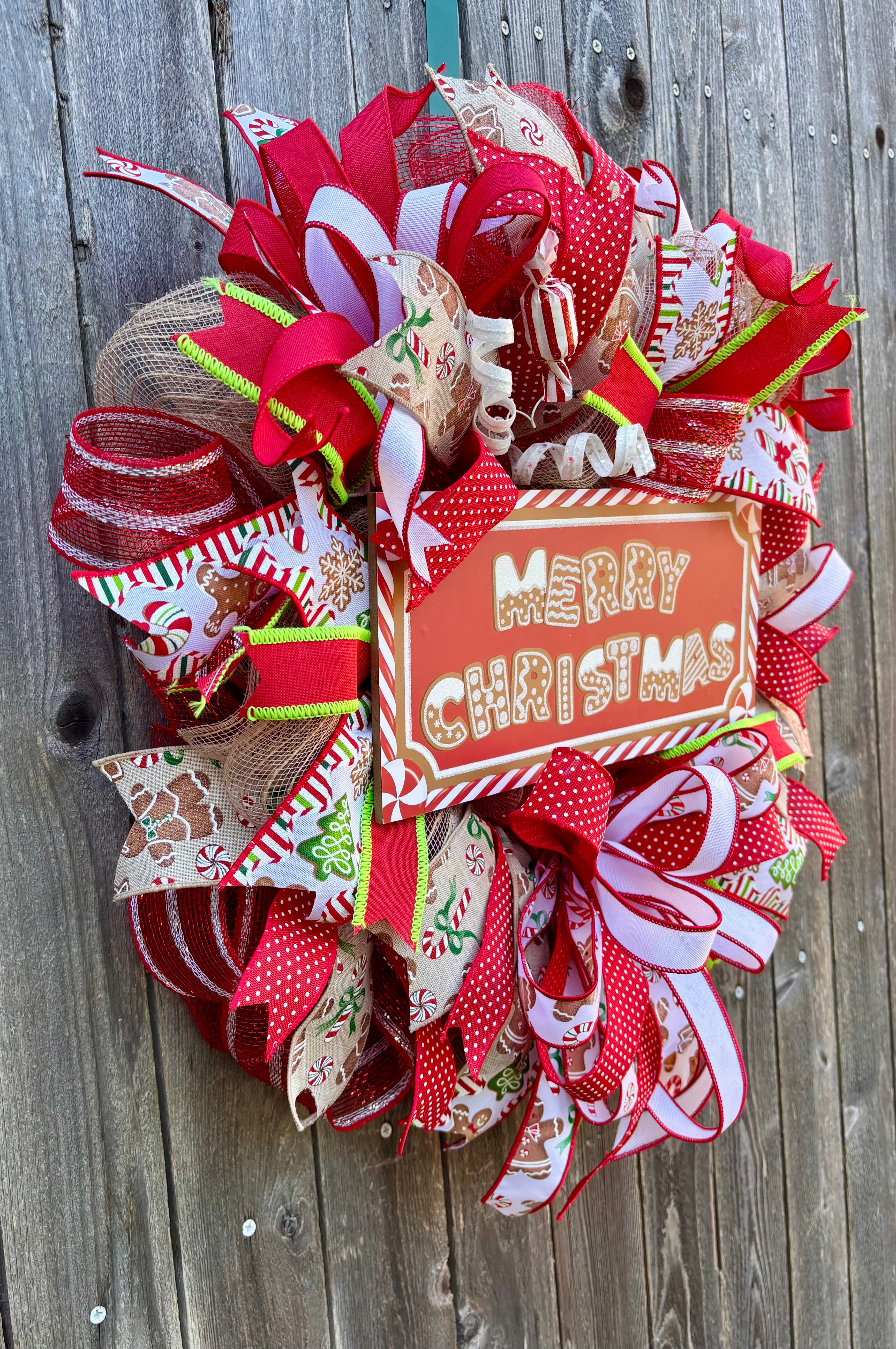 Gingerbread Wishes and Christmas Kisses Wreath
