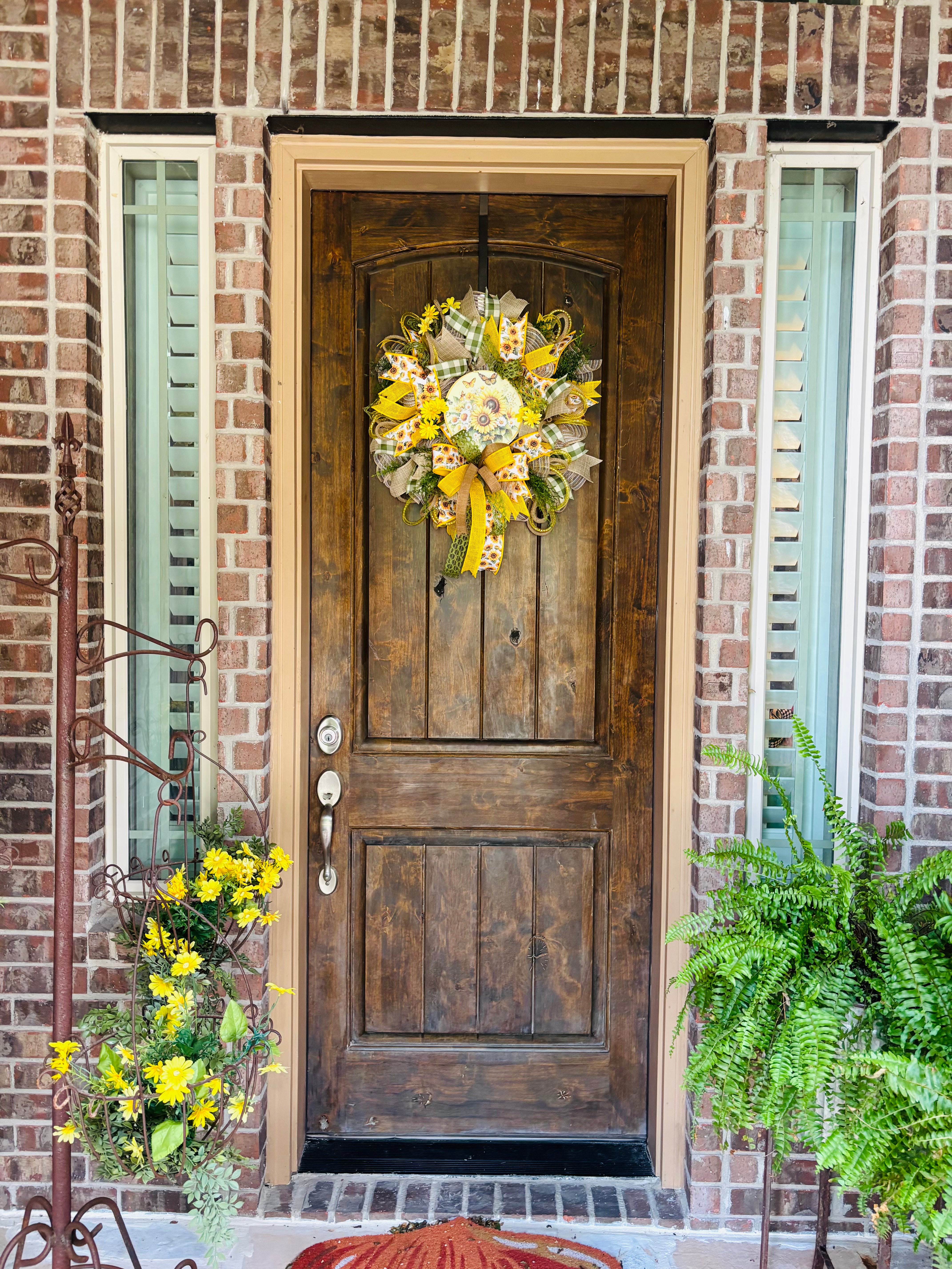 Sunny Days Sunflower Wreath