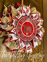 Load image into Gallery viewer, University of Oklahoma Wreath
