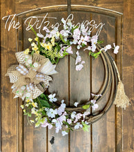 Load image into Gallery viewer, All-Season Lasso Wreath
