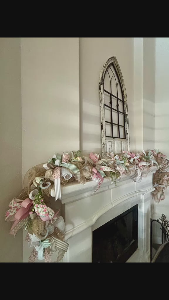 Soft and Pretty 9-Ft Garland